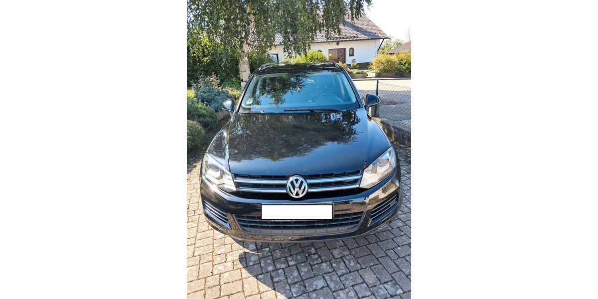 VW Touareg 274.000 km 12.900 € Kammeltal 89358