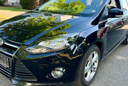 Ford Focus 115.119 km 5.600 &euro; Ulm 89079