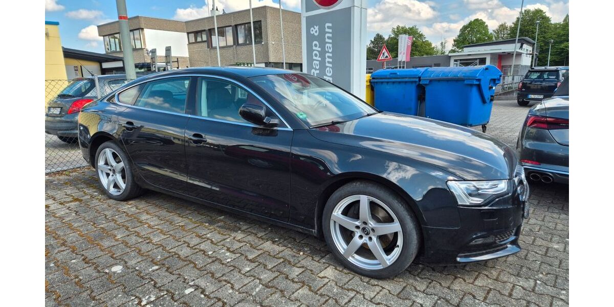 Audi A5 167.800 km 11.999 &euro; ULM 89073