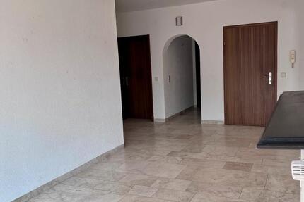 Haus Vöhringen - 5 Zimmer, 150 m&sup2;, 1.700&euro; | Angebot:27605448