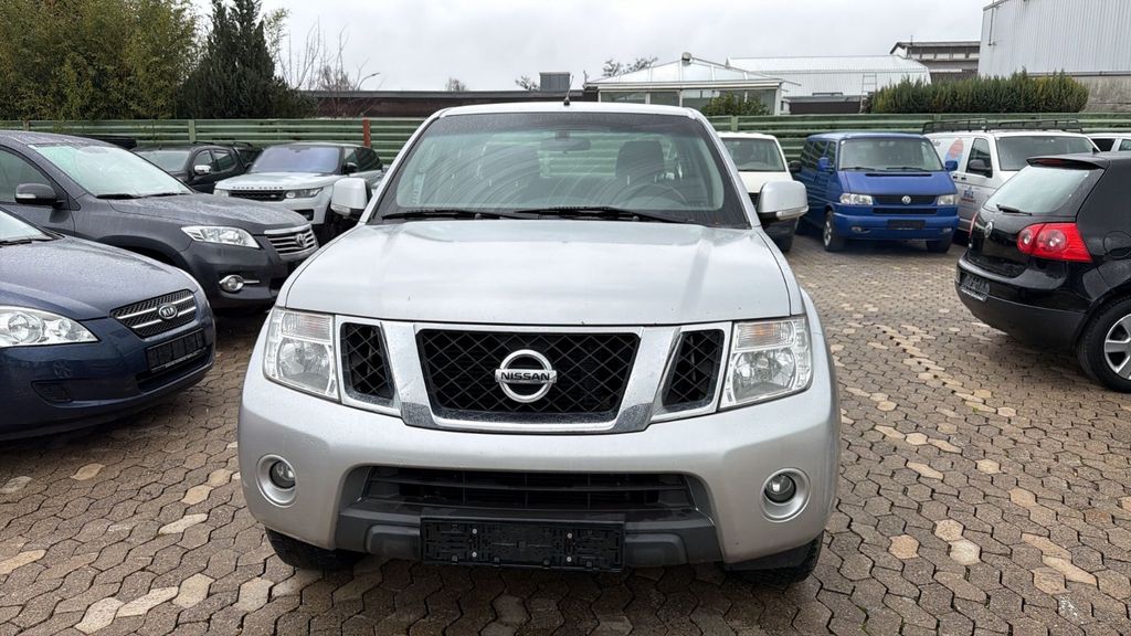 Nissan Navara 109.000 km 10.950 € Erbach bei Ulm 89155