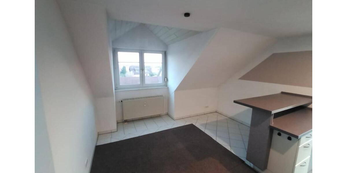 2 Zimmer Penthouse Wohnung in Laupheim-Untersulmetingen 2 zimmer
