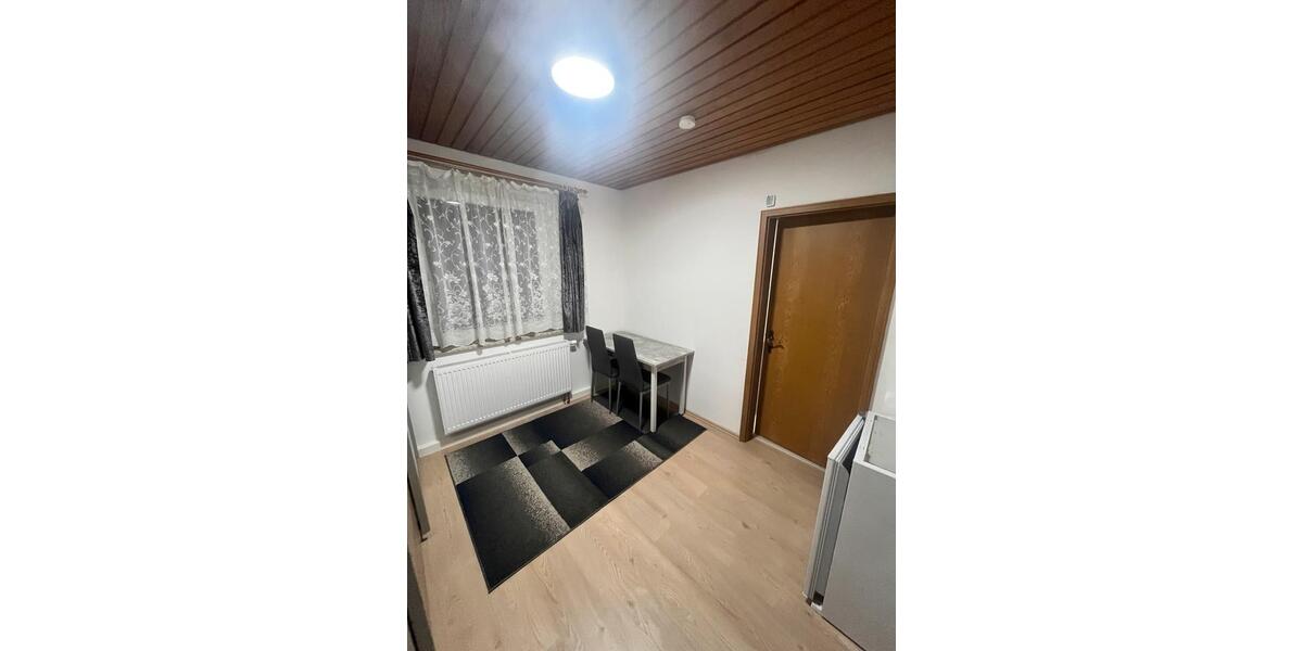 Etagenwohnung Neuburg an der Kammel - 1 Zimmer, 22 m&sup2;, 480&euro; | Angebot:26594081
