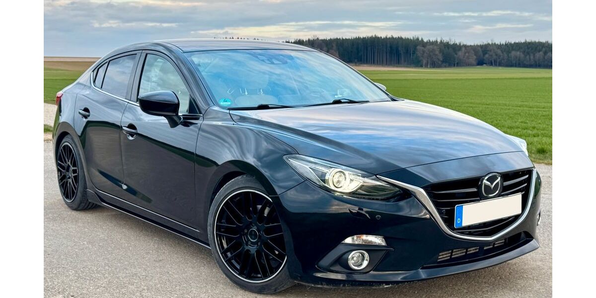 Mazda 3 160.000 km 8.900 &euro; Pfaffenhofen an der Roth 89284