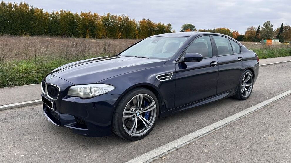 BMW M5 93.000 km 38.600 € Bächingen 89431