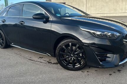 Kia pro ceed / ProCeed 14.500 km 28.900 &euro; Berghülen 89180