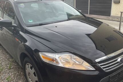 Ford Mondeo 165.000 km 799 &euro; Ichenhausen-Hochwang 89335