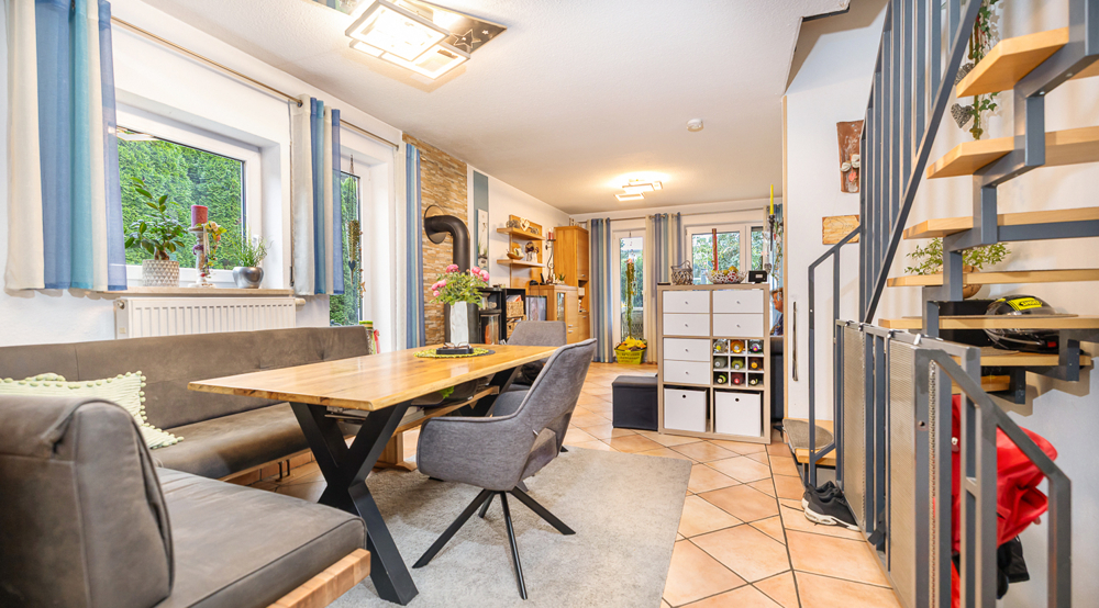 Ruhig wohnen, zentral leben – Reiheneckhaus mit Wohlfühlcharakter 4.5 zimmer