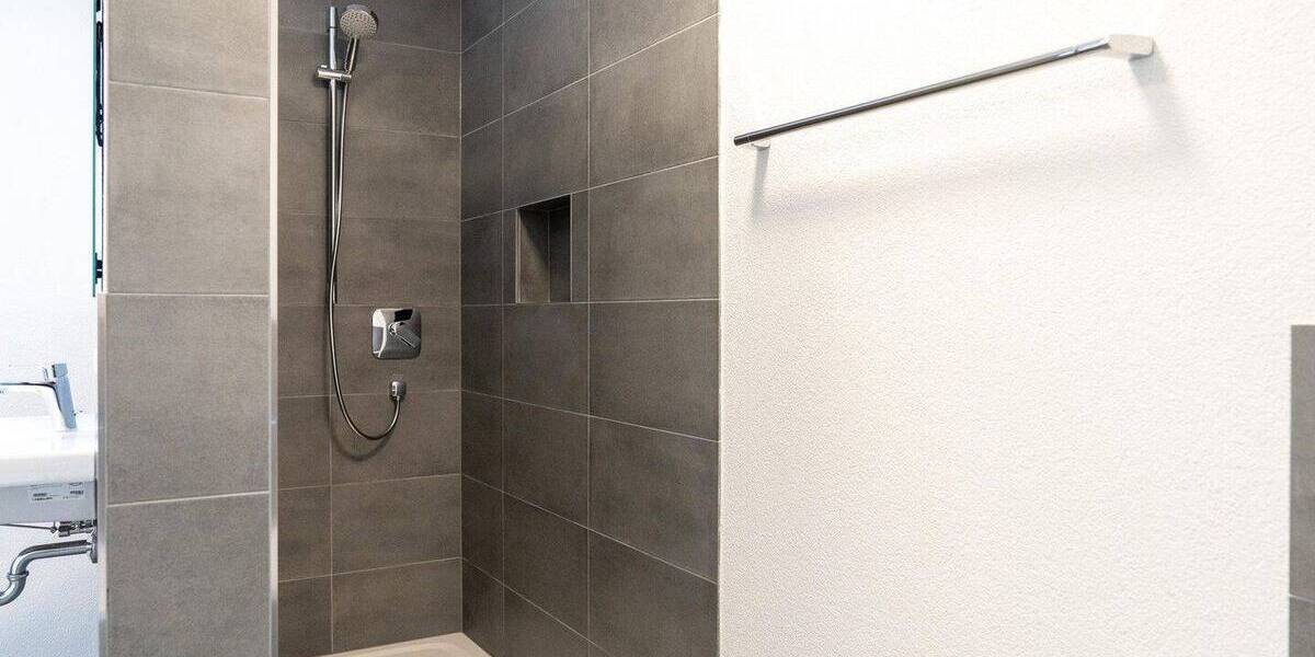 Etagenwohnung Dietenheim - 3 Zimmer, 100 m&sup2;, 1.290&euro; | Angebot:26862155