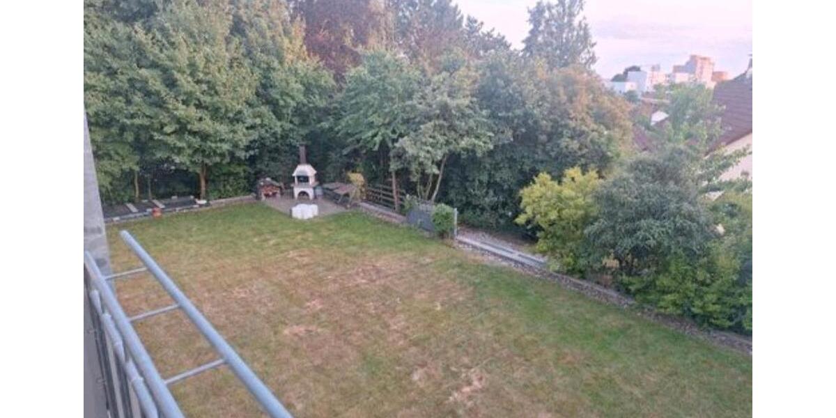 Sonnige und helle 3 Zi. Wohnung mit Südwest Balkon 3 zimmer