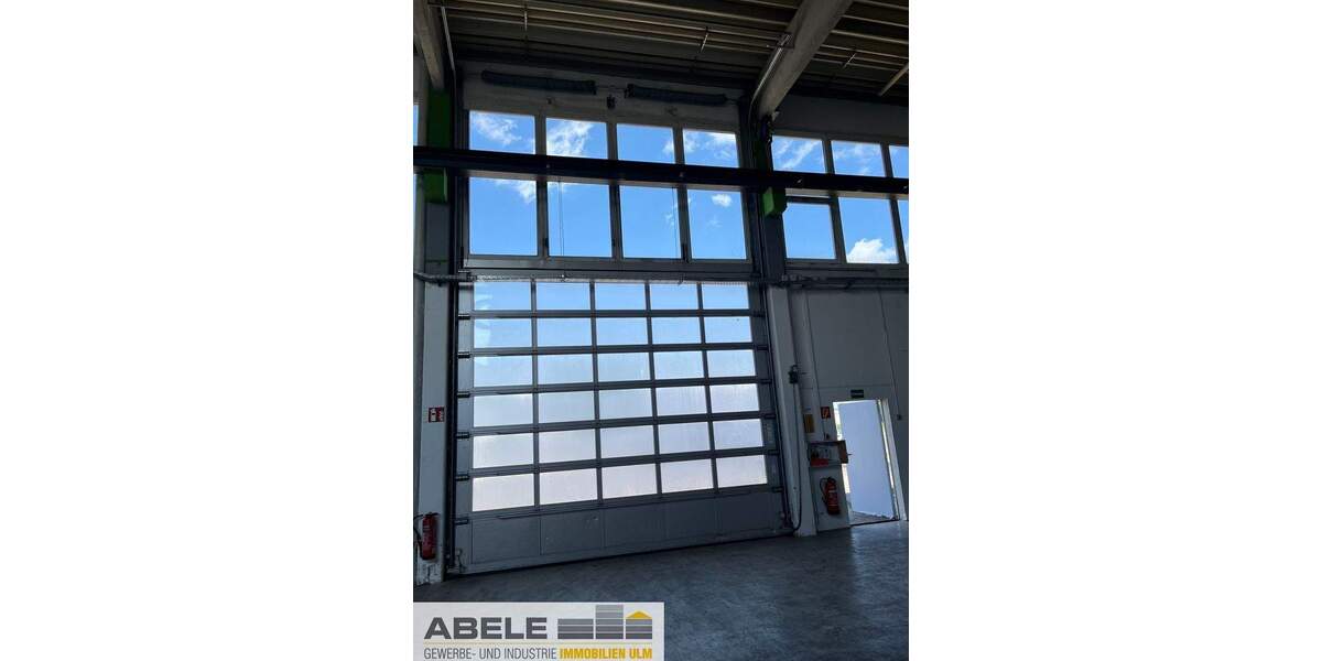 Wunschmietfläche gesucht ? 752 m² Hallen mit Büros Verwaltung zimmer
