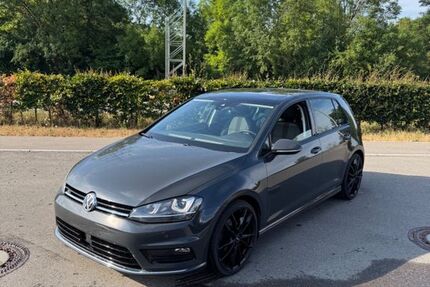 VW Golf 128.324 km 12.250 &euro; Herbrechtingen 89542