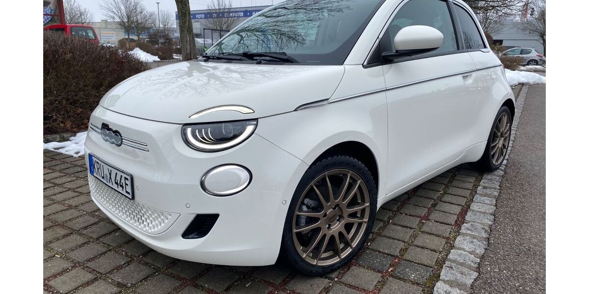 Fiat 500e 14.800 km 21.500 &euro; Bibertal 89346