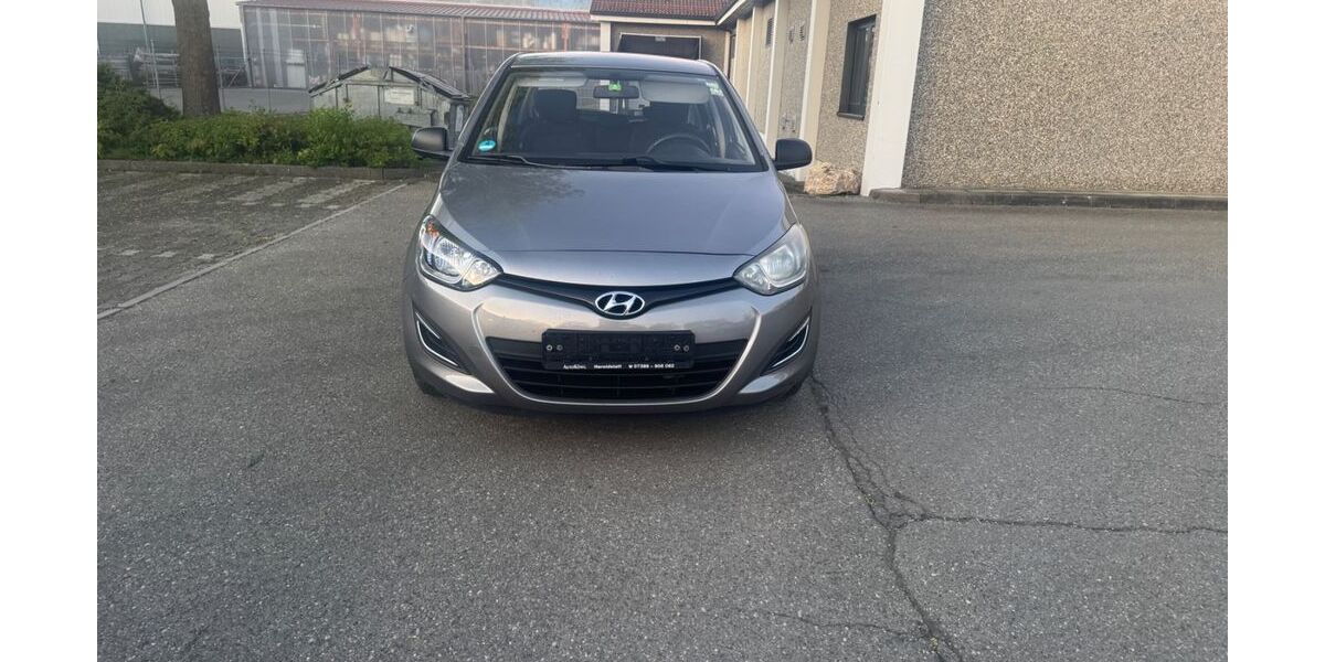 Hyundai i20 235.000 km 2.550 &euro; Erbach 89155