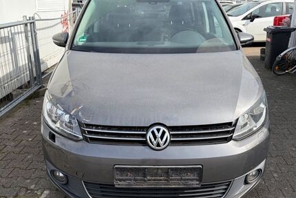 VW Touran 292.000 km 3.600 &euro; Neu-Ulm 89231