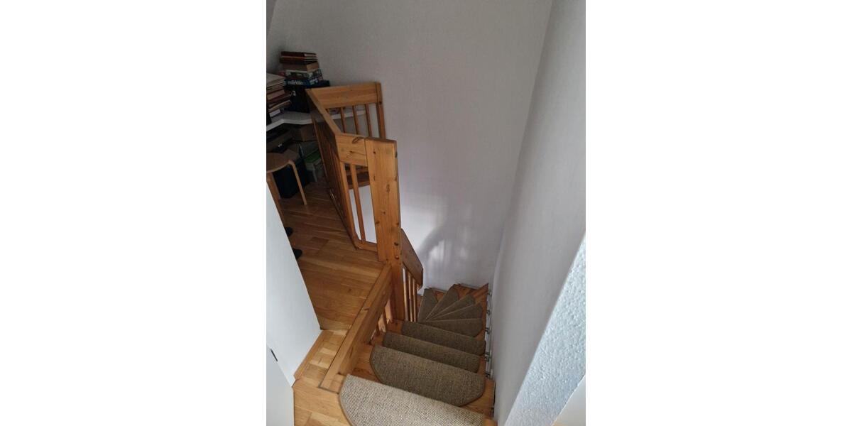 Provisionsfrei* Charmante 3 Zimmer Maisonette Dachgeschosswohnung mit Balkon & TG Stellplatz in Illertissen - Maisonettenwohnung Illertissen | Angebot:26594410