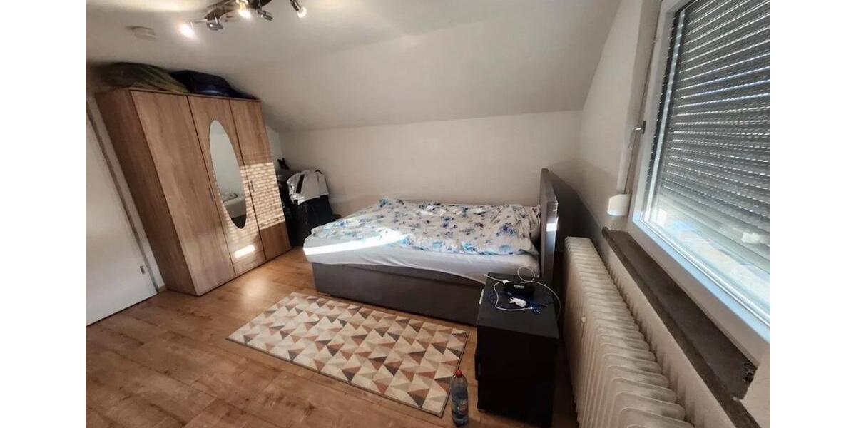 Dachgeschoßwohnung Ehingen (Donau) - 4 Zimmer, 64 m&sup2;, 160.000&euro; | Angebot:26673447