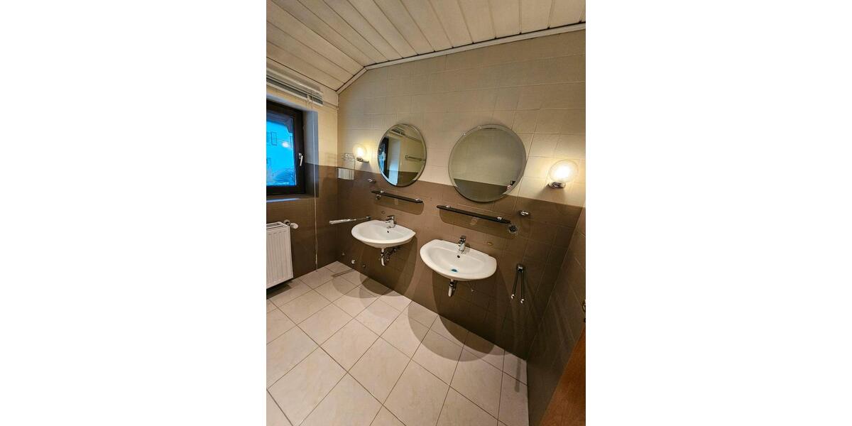 Mehrfamilienhaus, Wohnhaus Blaustein - 4 Zimmer, 164 m&sup2;, 1.550&euro; | Angebot:26255425