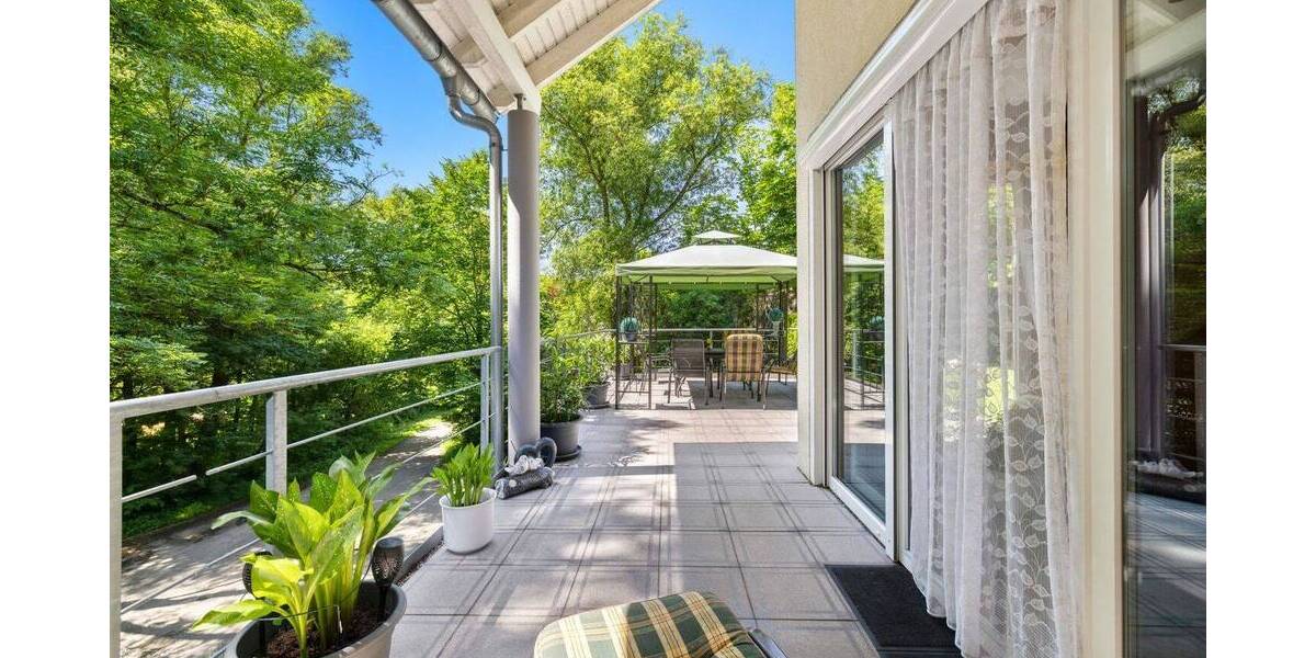 Einfamilienhaus Blaubeuren Gerhausen - 7 Zimmer, 262 m&sup2;, 985.000&euro; | Angebot:26695087