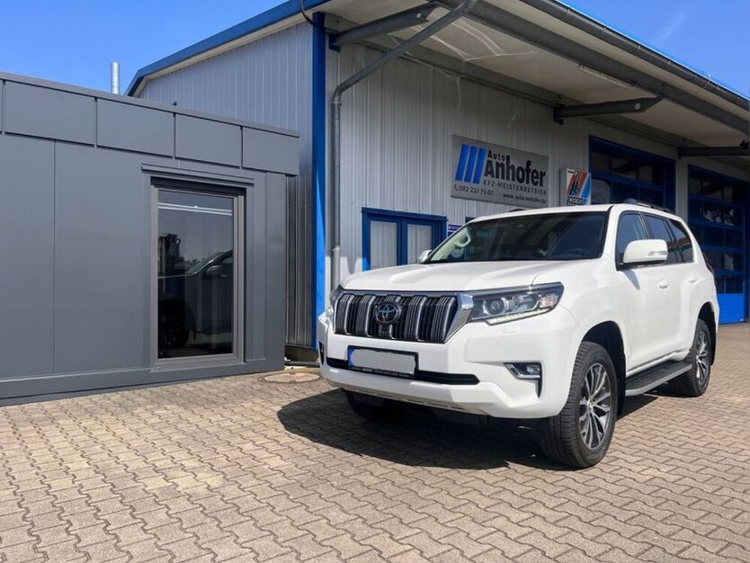Land Cruiser