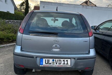 Opel Corsa 193.308 km 800 &euro; Ulm 89075