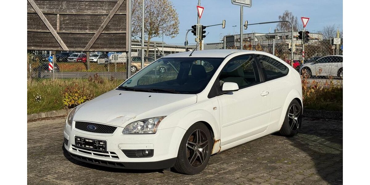 Ford Focus 112.390 km 1.050 &euro; Günzburg 89312