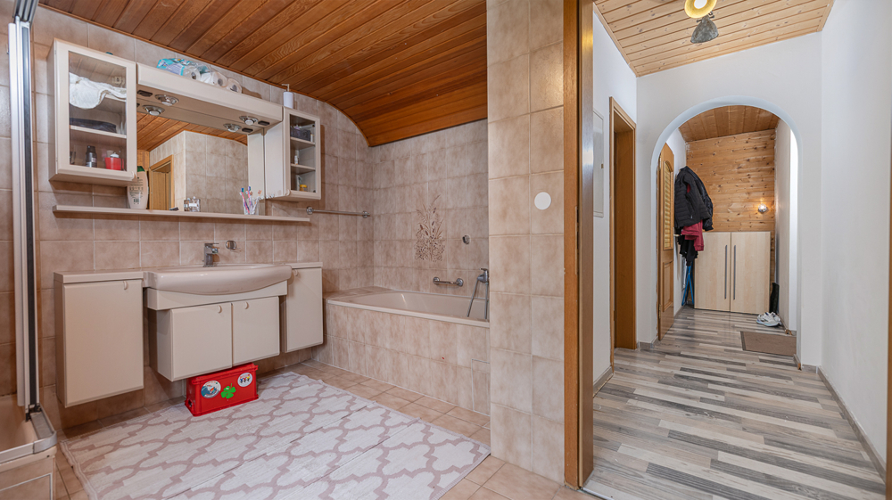 Wohnen auf zwei Etagen mit großzügigen Garten - Etagenwohnung Ulm / Gögglingen Gögglingen | Angebot:26489182