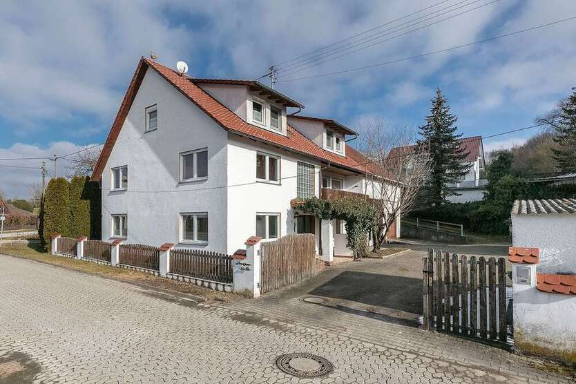 Haus zum Kaufen in Roggenburg 374.900 € 192.74 m²