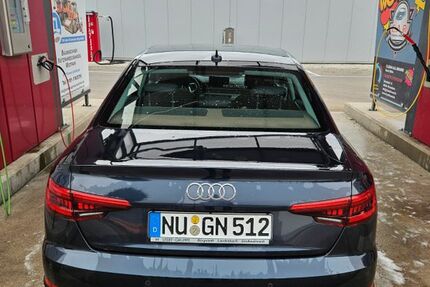 Audi A4 82.000 km 16.500 &euro; Neu-Ulm 89233