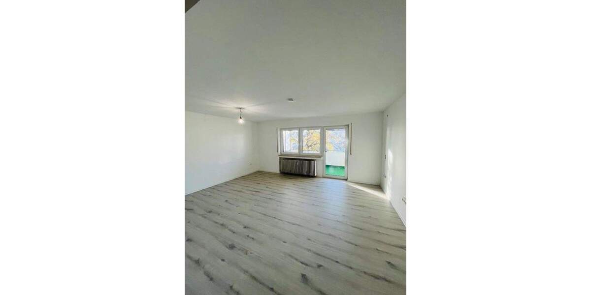 Etagenwohnung Laichingen - 3 Zimmer, 108 m&sup2;, 300.000&euro; | Angebot:25735202