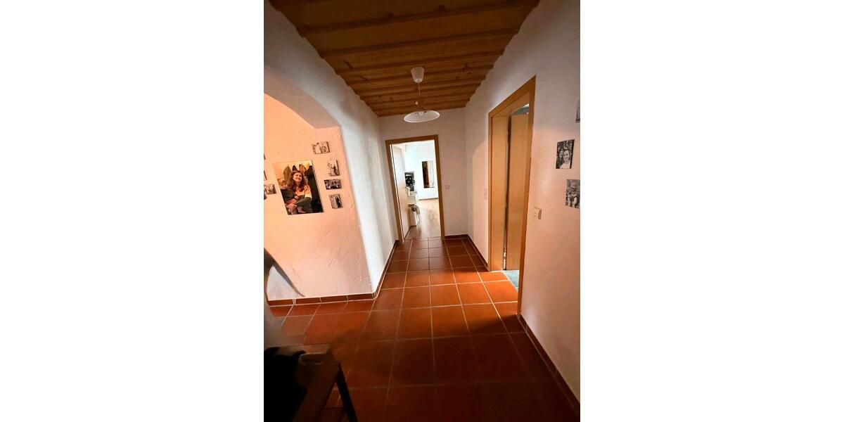 Erdgeschoßwohnung Buch - 4 Zimmer, 150 m&sup2;, 1.600&euro; | Angebot:26582335