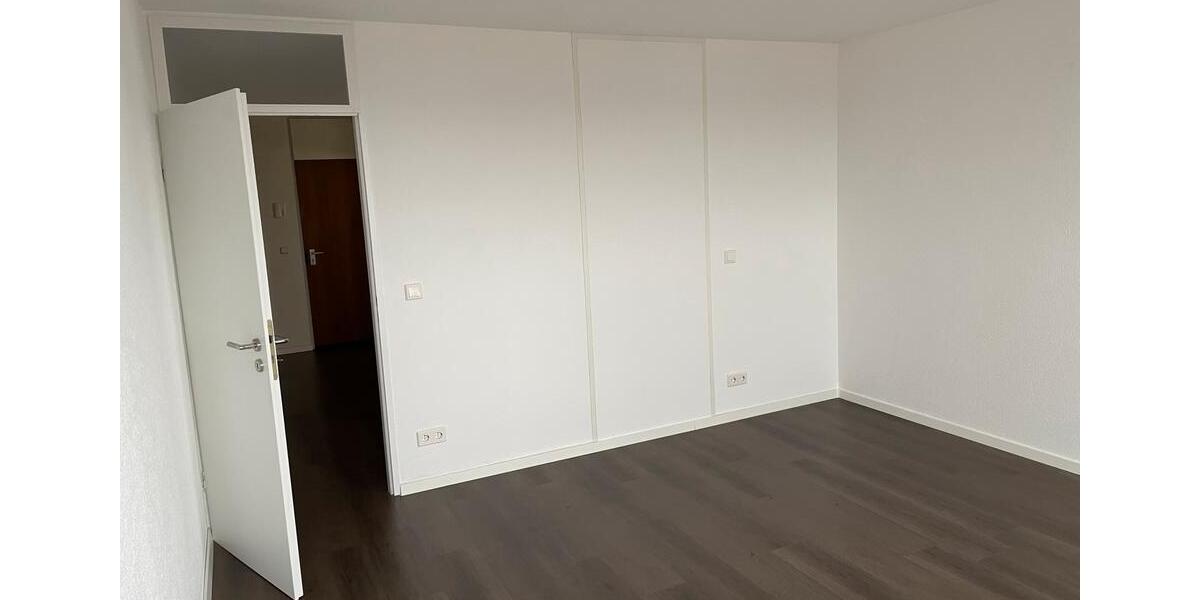 Etagenwohnung Neu-Ulm Ludwigsfeld - 3 Zimmer, 86 m&sup2;, 1.550&euro; | Angebot:26578644