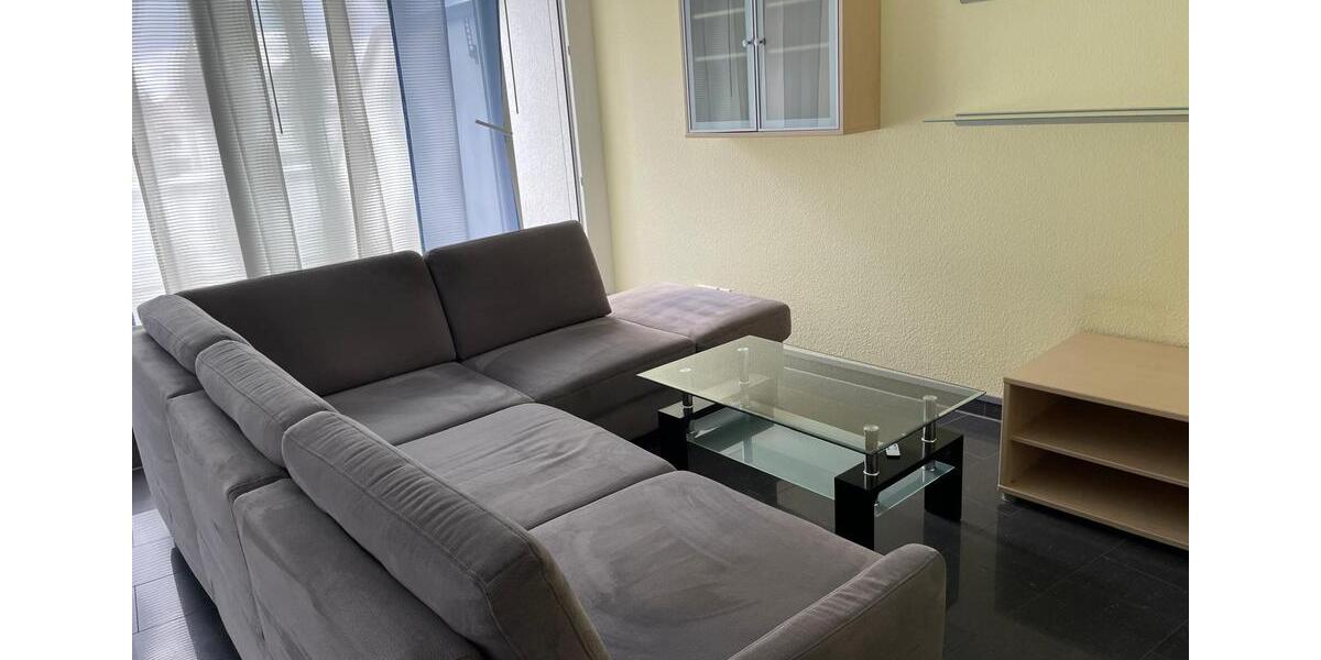 Etagenwohnung Neu-Ulm Ludwigsfeld - 3.5 Zimmer, 90 m&sup2;, 1.200&euro; | Angebot:26534444