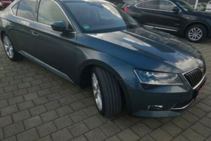 Skoda Superb 179.000 km 16.400 € Günzburg 89312