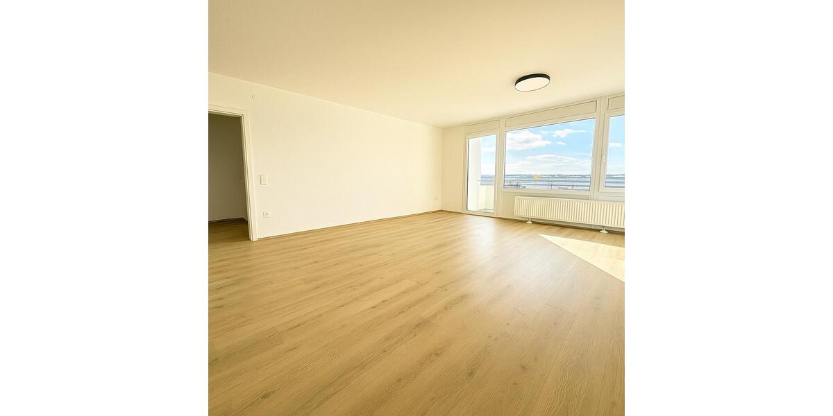 3-Zimmer-Wohnung ca. 83 m² im 9. OG mit 2 Balkonen & Keller zimmer