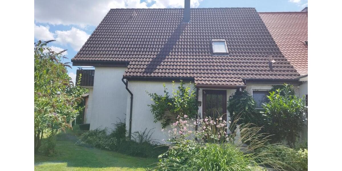 Einfamilienhaus Neu-Ulm Ludwigsfeld - 4 Zimmer, 105 m&sup2;, 450&euro; | Angebot:25284060