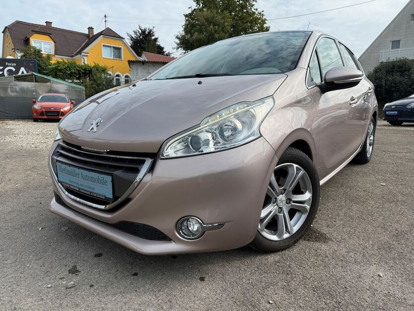 Peugeot 208 66.000 km 7.900 € Ichenhausen 89335