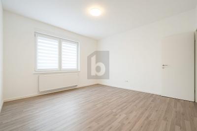 SCHÖNES WG-ZIMMER IN ZENTRALER LAGE (1) 1 zimmer