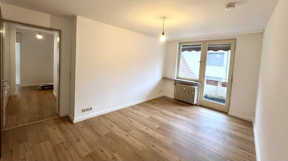 Großzügige 5,5-Zimmer-Maisonettewohnung mit Balkon, EBK & Garage 5.5 zimmer