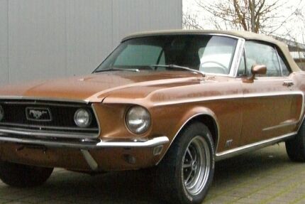 Ford Mustang 38.000 km 49.900 € Ulm 89081