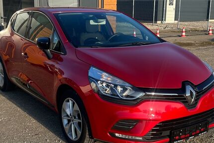 Renault Clio 65.300 km 9.690 &euro; Leipheim 89340