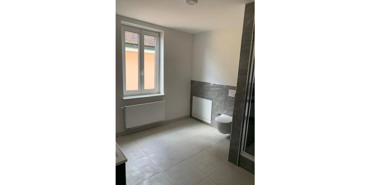 Etagenwohnung Ichenhausen - 3.5 Zimmer, 89 m&sup2;, 1.100&euro; | Angebot:24471428