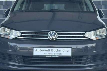 VW Touran 89.981 km 23.980 &euro; Nersingen 89278