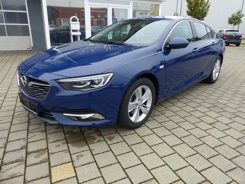 Opel Insignia 179.049 km 8.900 € Burgau 89331