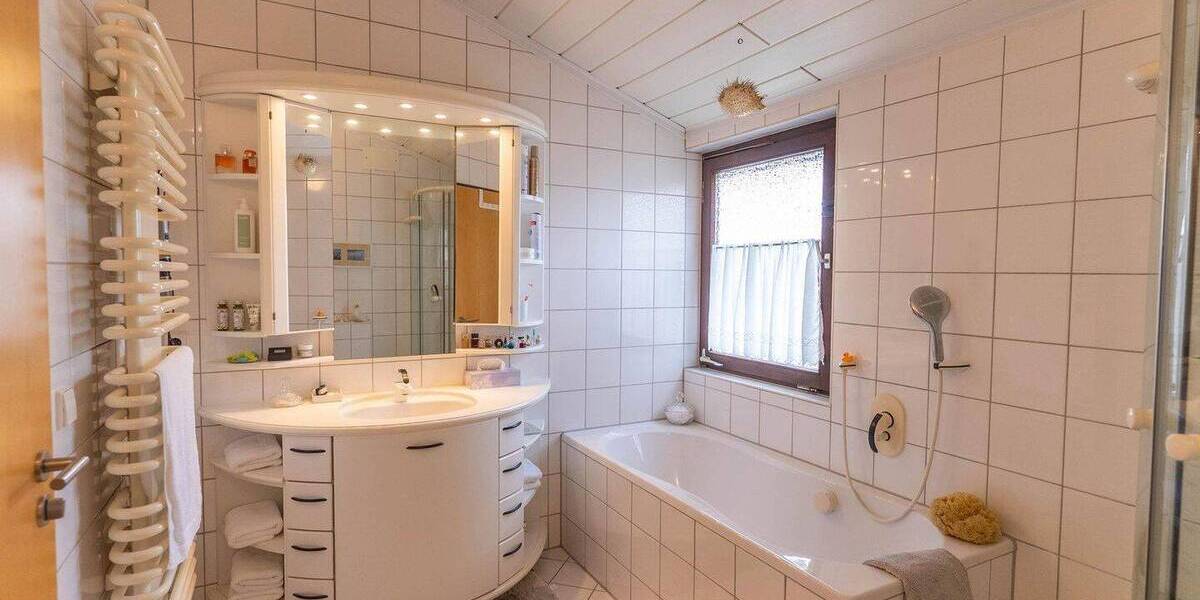 Reihenendhaus Ulm Wiblingen - 7 Zimmer, 171 m&sup2;, 649.000&euro; | Angebot:26204103