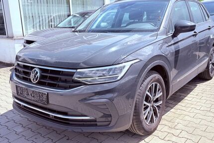 VW Tiguan 208.000 km 15.990 &euro; Ulm-Jungingen 89081
