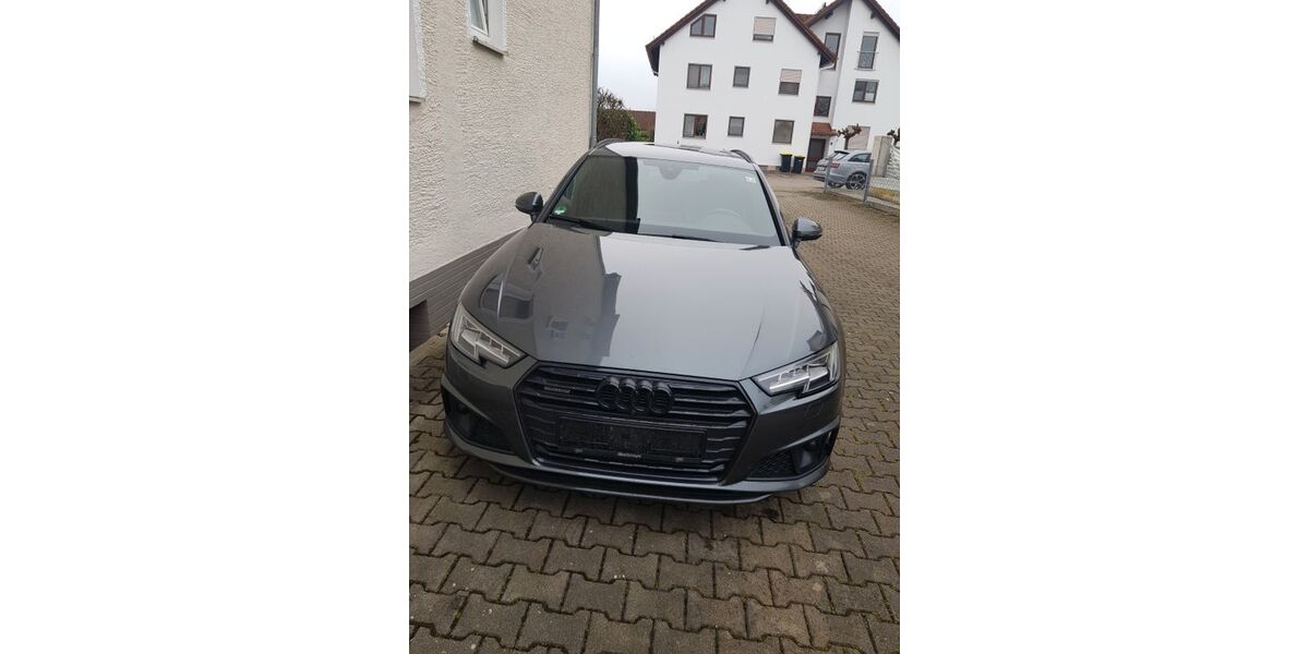 Audi A4 215.800 km 16.999 &euro; Senden 89250
