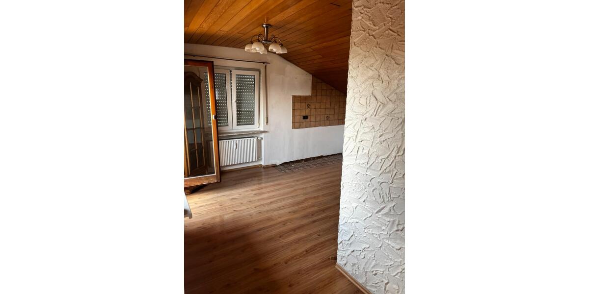 Dachgeschoßwohnung Ehingen (Donau) - 1 Zimmer, 71 m&sup2;, 165.000&euro; | Angebot:26987318