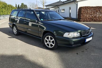 Volvo V70 299.000 km 3.699 &euro; Niederstotzingen 89168