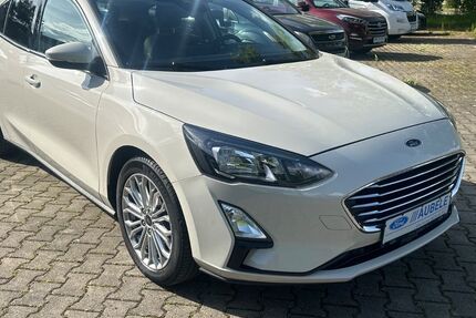 Ford Focus 120.900 km 15.490 &euro; Pfaffenhofen 89284